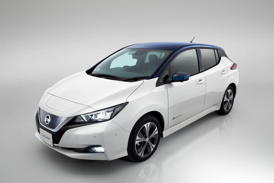  Nissan Leaf 2.zero 2017 года  (JP) (фото 8 из 56)